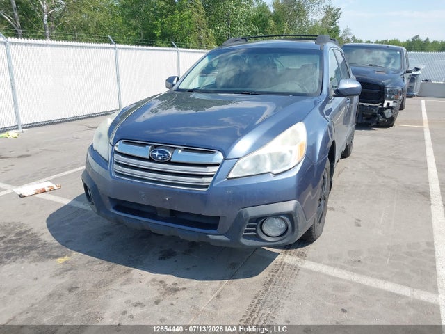 Subaru Outback 2.5i Limited Package 2014 4S4BRGNC5E3246926 Image 2