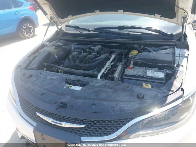 Chrysler 200 C 2016 1C3CCCCG4GN180812 Image 10