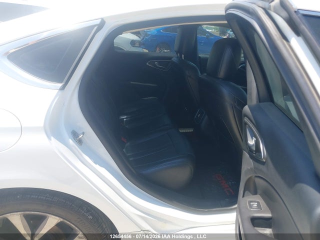Chrysler 200 C 2016 1C3CCCCG4GN180812 Image 8