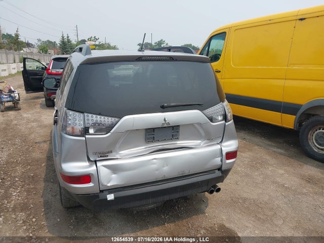 2013 Mitsubishi Outlander Xls მანქანა იყიდება აუქციონზე, vin: JA4JT5AX1DU602046, აუქციონის ნომერი: 12654539