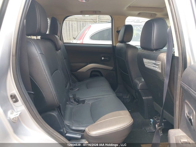 2013 Mitsubishi Outlander Xls მანქანა იყიდება აუქციონზე, vin: JA4JT5AX1DU602046, აუქციონის ნომერი: 12654539