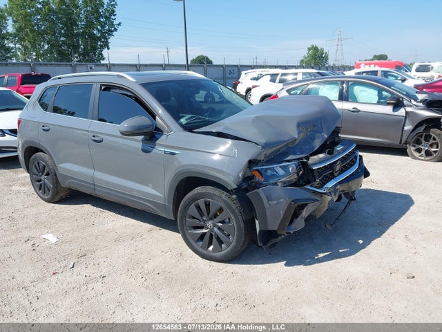 Auction sale of the 2024 Volkswagen Taos Comfortline, vin: 3VVEX7B25RM037971, lot number: 12654563