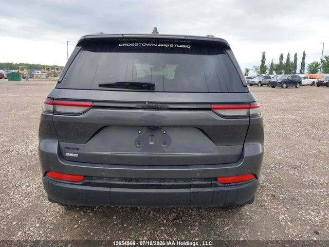 1C4RJHAG3RC204155 Jeep Grand Cherokee Laredo/altitude