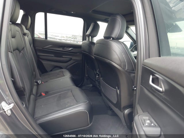 1C4RJHAG3RC204155 Jeep Grand Cherokee Laredo/altitude