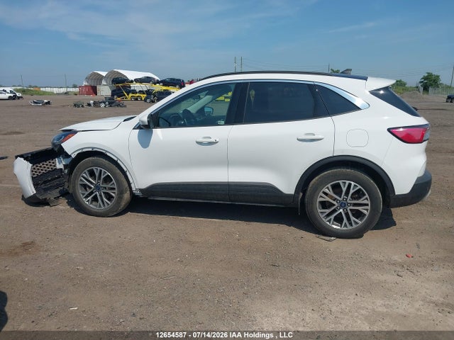 12654587 :رقم المزاد ، 1FMCU9CZ9NUB10718 vin ، 2022 Ford Escape Sel Hybrid مزاد بيع