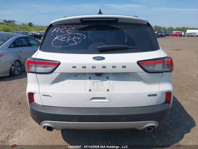 12654587 :رقم المزاد ، 1FMCU9CZ9NUB10718 vin ، 2022 Ford Escape Sel Hybrid مزاد بيع