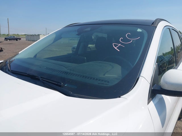 12654587 :رقم المزاد ، 1FMCU9CZ9NUB10718 vin ، 2022 Ford Escape Sel Hybrid مزاد بيع