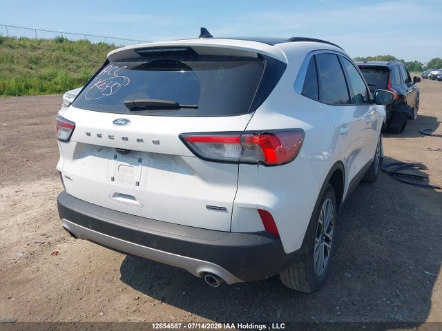 12654587 :رقم المزاد ، 1FMCU9CZ9NUB10718 vin ، 2022 Ford Escape Sel Hybrid مزاد بيع