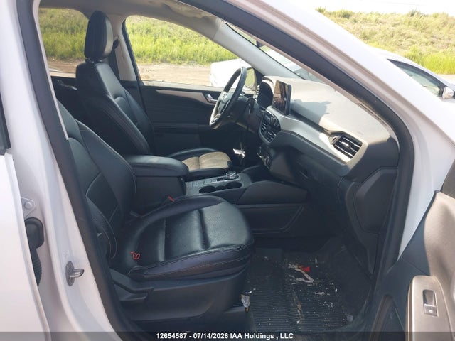 12654587 :رقم المزاد ، 1FMCU9CZ9NUB10718 vin ، 2022 Ford Escape Sel Hybrid مزاد بيع