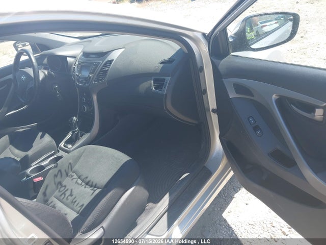 2015 Hyundai Elantra Se/sport/limited მანქანა იყიდება აუქციონზე, vin: KMHDH4AH9FU240036, აუქციონის ნომერი: 12654590