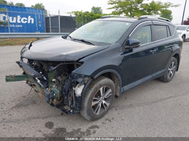 Toyota Rav4 Xle 2017 2T3RFREV4HW567026 Image 2