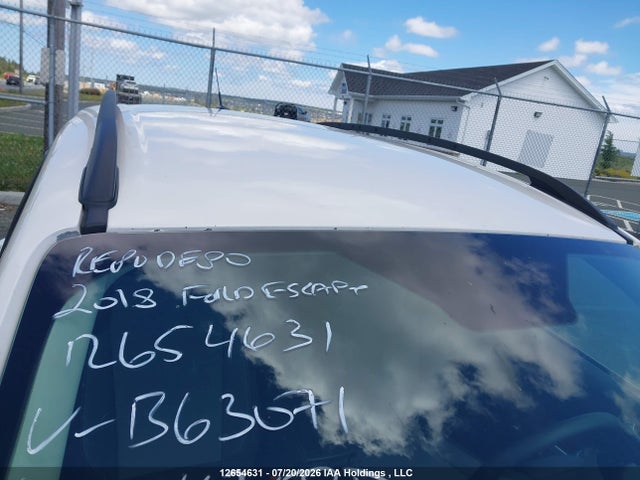 Ford ESCAPE SE 2018 1FMCU9GD7JUB63071 Image 11