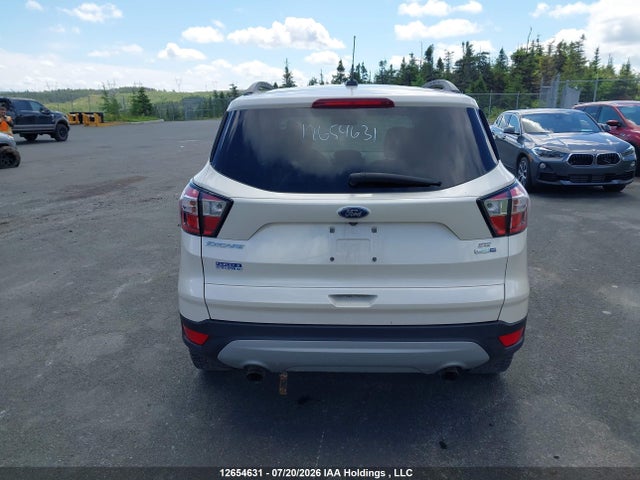 Ford ESCAPE SE 2018 1FMCU9GD7JUB63071 Image 16