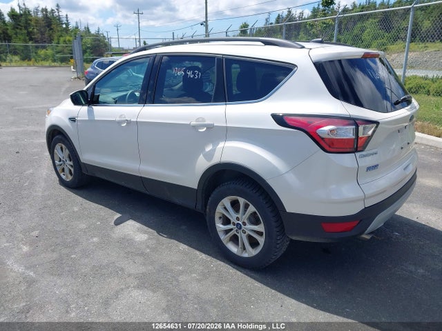 Ford ESCAPE SE 2018 1FMCU9GD7JUB63071 Image 3