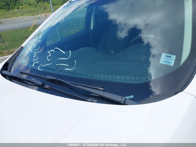Ford ESCAPE SE 2018 1FMCU9GD7JUB63071 Image 6