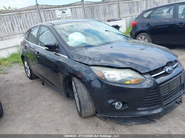 12654635 :رقم المزاد ، 1FADP3N25EL315218 vin ، 2014 Ford Focus Titanium مزاد بيع
