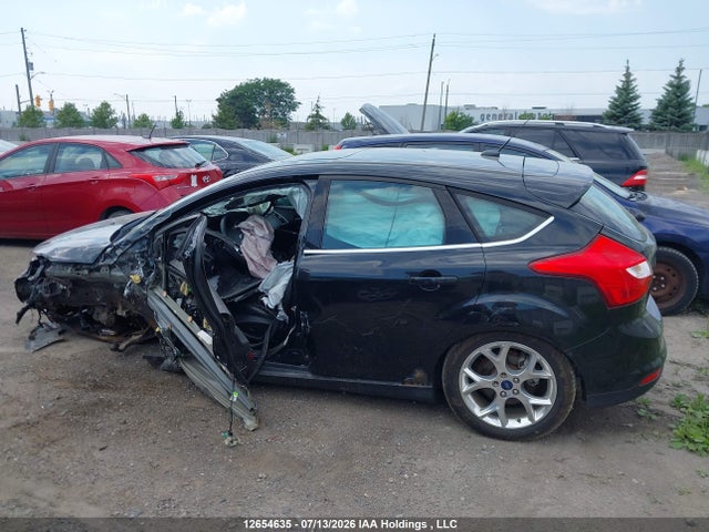 12654635 :رقم المزاد ، 1FADP3N25EL315218 vin ، 2014 Ford Focus Titanium مزاد بيع