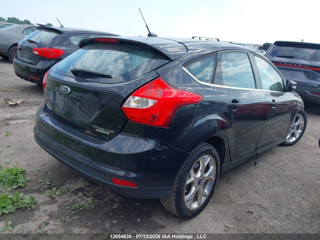 12654635 :رقم المزاد ، 1FADP3N25EL315218 vin ، 2014 Ford Focus Titanium مزاد بيع