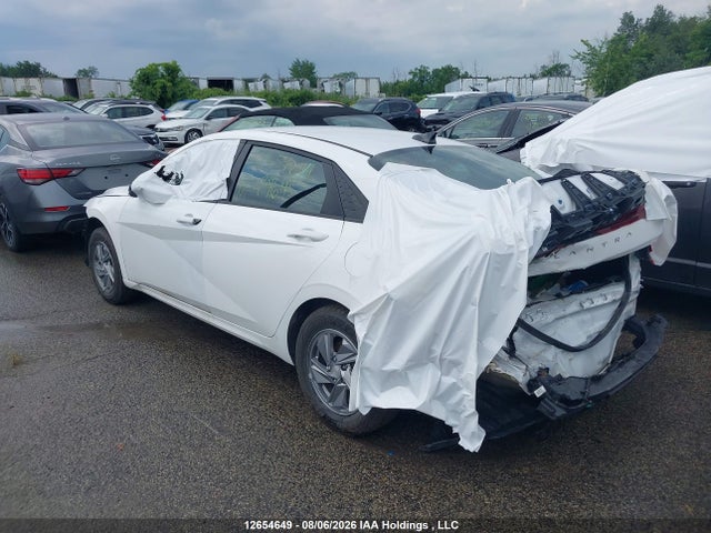 Hyundai Elantra Essential 2024 KMHLM4DG3RU796115 Image 3