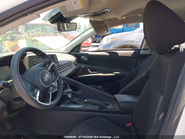 Hyundai Elantra Essential 2024 KMHLM4DG3RU796115 Image 5