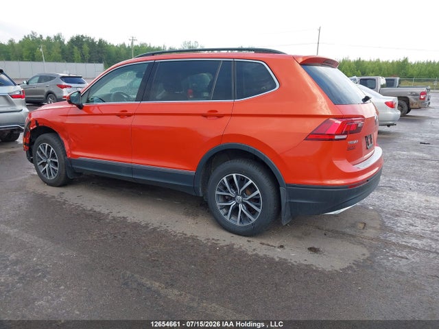 2020 Volkswagen Tiguan Comfortline/iq Drive მანქანა იყიდება აუქციონზე, vin: 3VV2B7AX1LM017335, აუქციონის ნომერი: 12654661