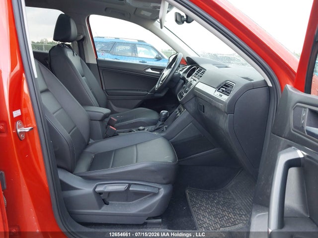 Продаж на аукціоні авто 2020 Volkswagen Tiguan Comfortline/iq Drive, vin: 3VV2B7AX1LM017335, номер лоту: 12654661