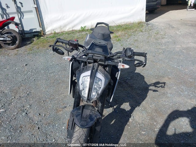 KTM 790 Duke 2024 LCETU7402RH700394 Image 5