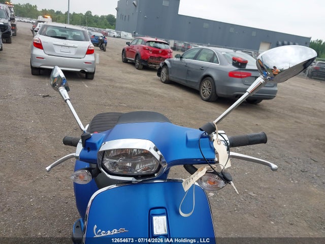 12654673 :رقم المزاد ، ZAPCA06BXL5200487 vin ، 2020 Vespa Primavera 50 مزاد بيع