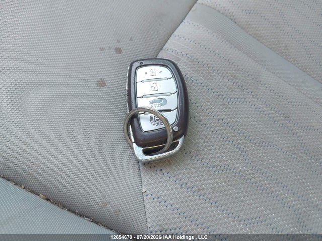 Hyundai Sonata 2016 KMHE24L11GA010158 Image 11