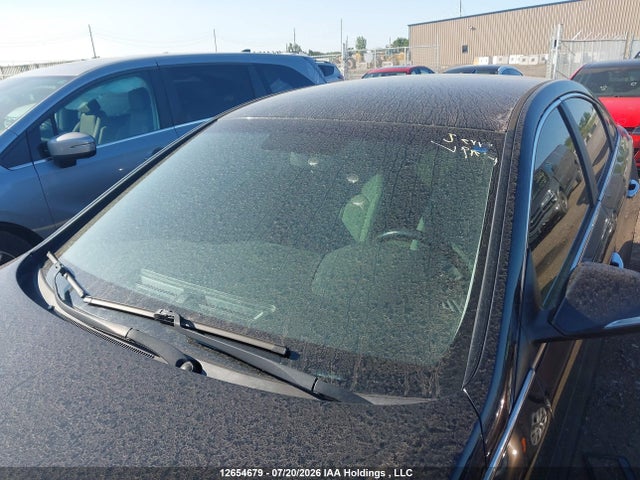 Hyundai Sonata 2016 KMHE24L11GA010158 Image 18