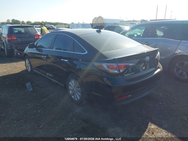Hyundai Sonata 2016 KMHE24L11GA010158 Image 3