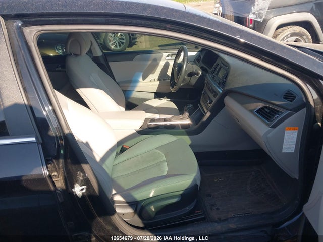 Hyundai Sonata 2016 KMHE24L11GA010158 Image 5