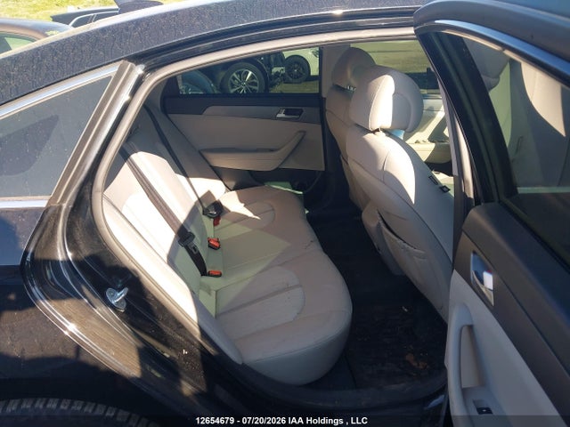 Hyundai Sonata 2016 KMHE24L11GA010158 Image 8