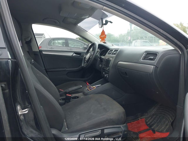 Продажа на аукционе авто 2015 Volkswagen Jetta 1.8 Tsi Comfortline/1.8 Tsi Trendline+, vin: 3VWB07AJ0FM425861, номер лота: 12654699