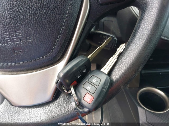 2T3BFREV4FW335444 Toyota RAV4