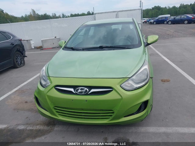 12654731 :رقم المزاد ، KMHCT5AE1CU015661 vin ، 2012 Hyundai Accent Gl مزاد بيع