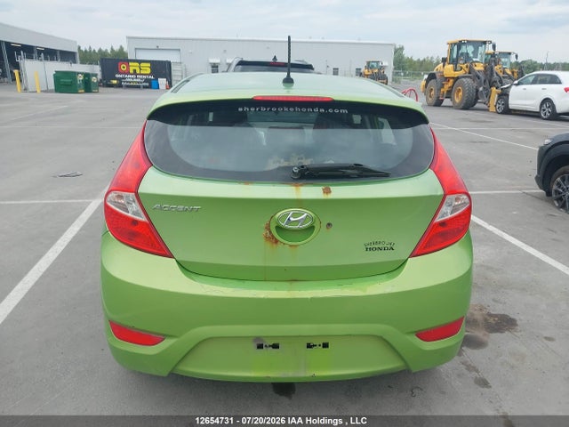 12654731 :رقم المزاد ، KMHCT5AE1CU015661 vin ، 2012 Hyundai Accent Gl مزاد بيع