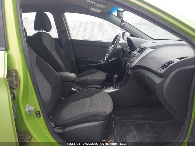 12654731 :رقم المزاد ، KMHCT5AE1CU015661 vin ، 2012 Hyundai Accent Gl مزاد بيع
