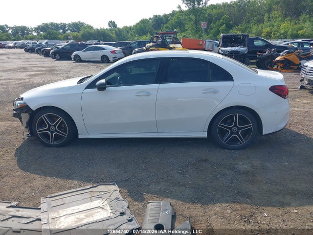 Aukcja sprzedaży 2022 Mercedes-benz A 220 4matic, vin: W1K3G4FB8NJ369205, numer aukcji: 12654740