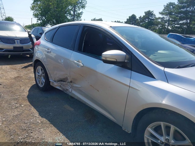 Ford FOCUS SE 2017 1FADP3K2XHL293015 Image 14
