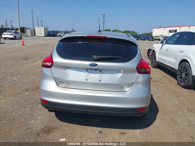 Ford FOCUS SE 2017 1FADP3K2XHL293015 Image 17