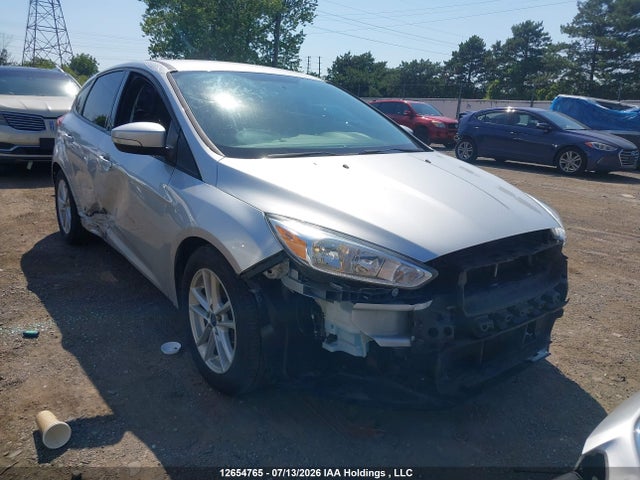 Ford FOCUS SE 2017 1FADP3K2XHL293015 Image 6