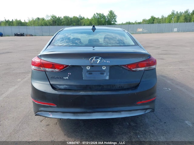 12654767 :رقم المزاد ، KMHD84LF1JU695600 vin ، 2018 Hyundai Elantra Gl مزاد بيع