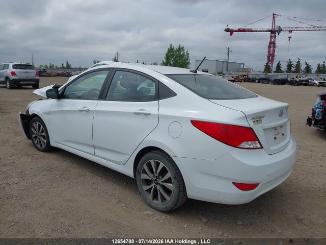 Hyundai ACCENT SE 2017 KMHCT4AE4HU220540 Image 3