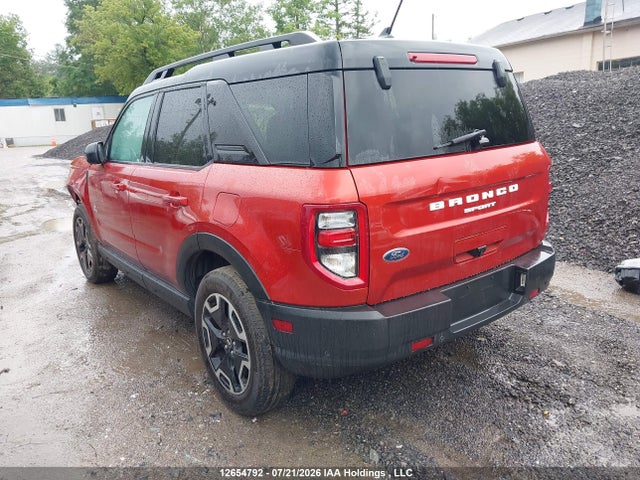 Ford Bronco Sport Outer Banks 2022 3FMCR9C68NRD82093 Image 3