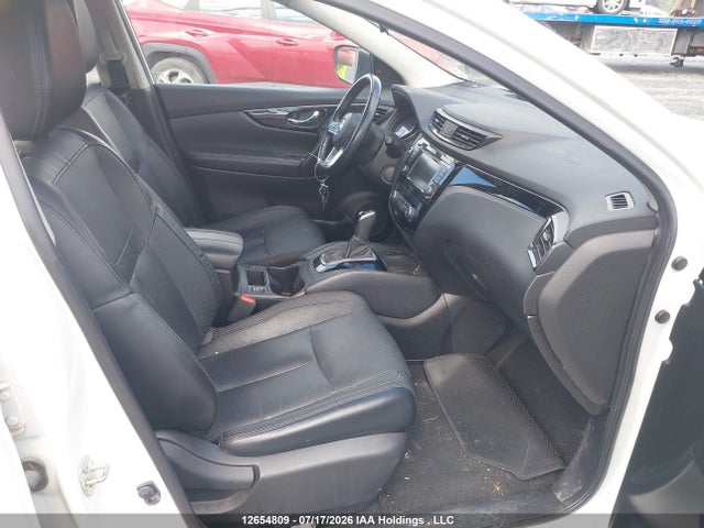 JN1BJ1CR8KW310129 Nissan Qashqai S/sl/sv
