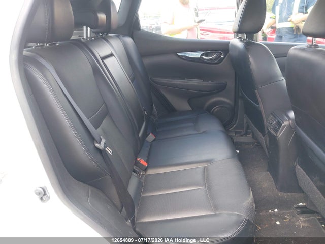 JN1BJ1CR8KW310129 Nissan Qashqai S/sl/sv