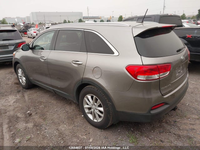 KIA Sorento 3.3l Lx + 2016 5XYPGDA54GG186397 Image 3