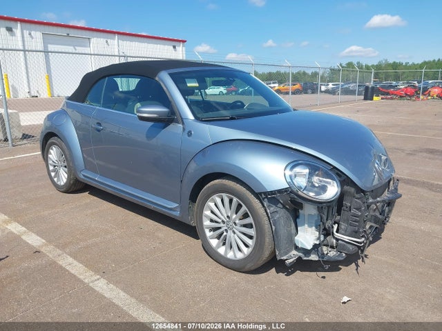 Auction sale of the 2019 Volkswagen Beetle Wolfsburg Edition, vin: 3VW5DAAT6KM504722, lot number: 12654841