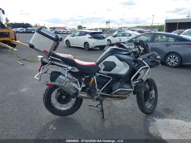 12654852 :رقم المزاد ، WB10J530XKZF77882 vin ، 2019 Bmw R 1250 Gs Adventure مزاد بيع